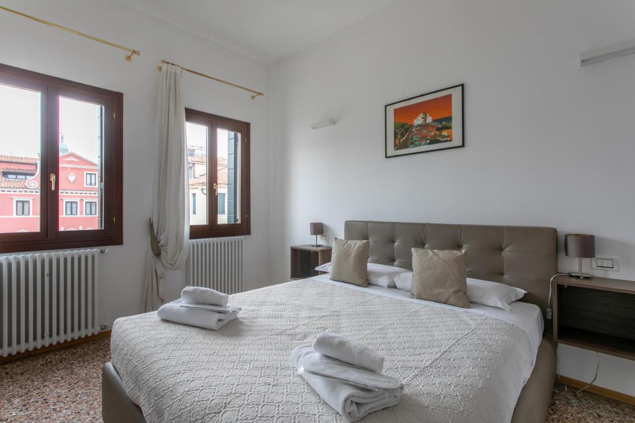 Апартаменти Residenza Pomponi Deluxe Венеція Екстер'єр фото