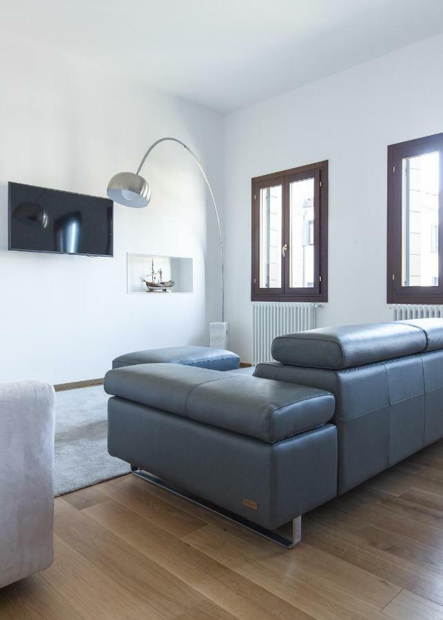 Апартаменти Residenza Pomponi Deluxe Венеція Екстер'єр фото